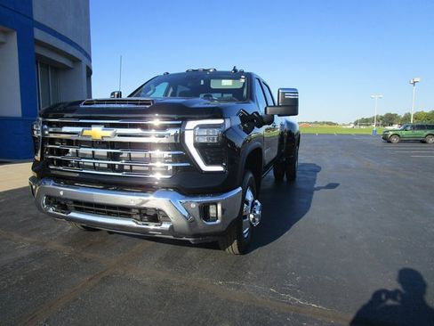 New 2026 Chevrolet Silverado 3500 LTZ w/ LTZ Plus Package image 9