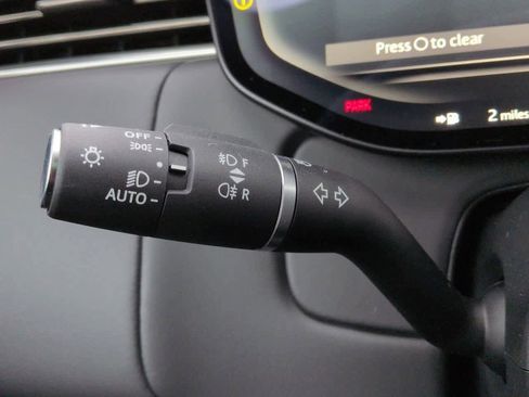 New 2026 Land Rover Range Rover Long Wheelbase SE image 29