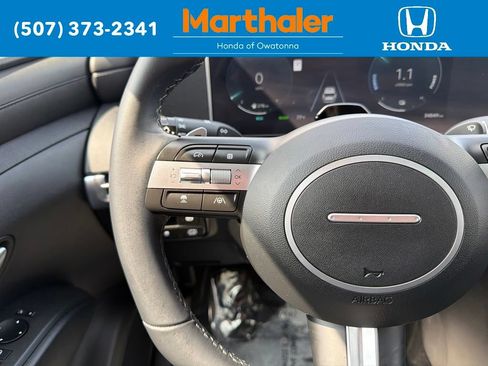 Used 2025 Hyundai Tucson SEL AWD/4WD image 27