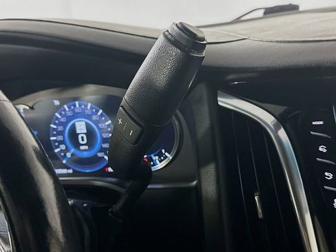 Used 2017 Cadillac Escalade 2WD image 16