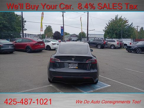Used 2024 Tesla Model Y Long Range AWD/4WD image 7