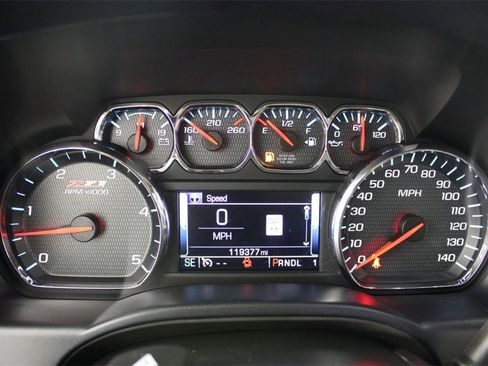 Used 2017 Chevrolet Silverado 2500 LTZ image 29