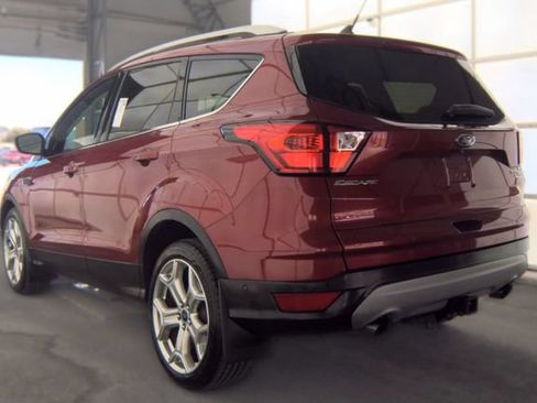 Used 2019 Ford Escape Titanium FWD image 10