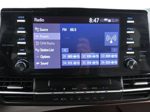 Used 2021 Toyota Sienna LE FWD image 20
