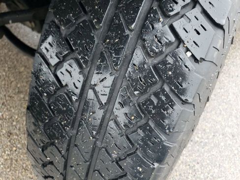 Used 2016 Jeep Wrangler Unlimited Sahara w/ Connectivity Group image 27