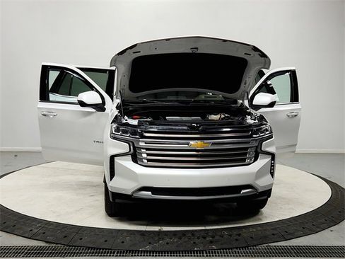 Used 2024 Chevrolet Tahoe High Country w/ Advanced Technology Package image 10