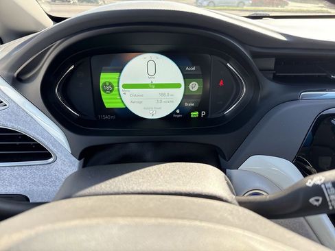 Used 2021 Chevrolet Bolt Premier w/ Infotainment Package image 10