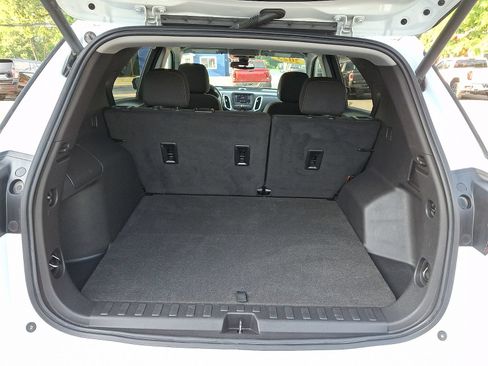 Used 2023 Chevrolet Equinox LT AWD/4WD image 28