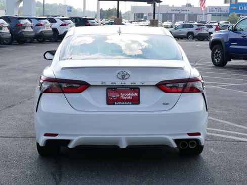 Certified 2023 Toyota Camry SE FWD image 6