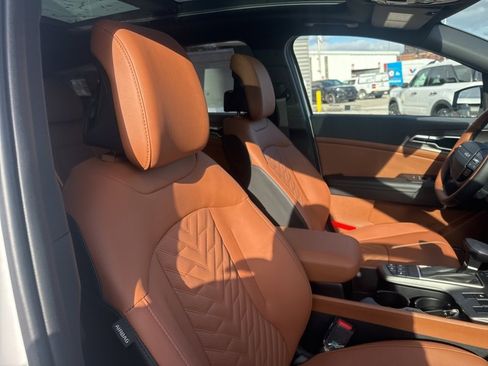 New 2026 Kia Sportage X-Line w/ X-Line Technology Package image 16