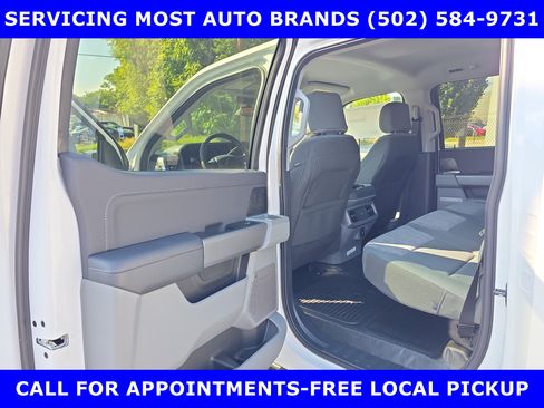 New 2026 Ford F350 XLT w/ XLT Premium Package AWD/4WD image 17