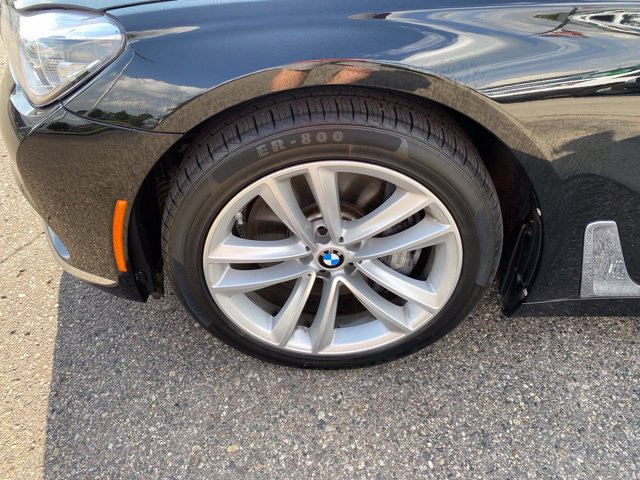 Used 2016 BMW 750i xDrive AWD/4WD image 12