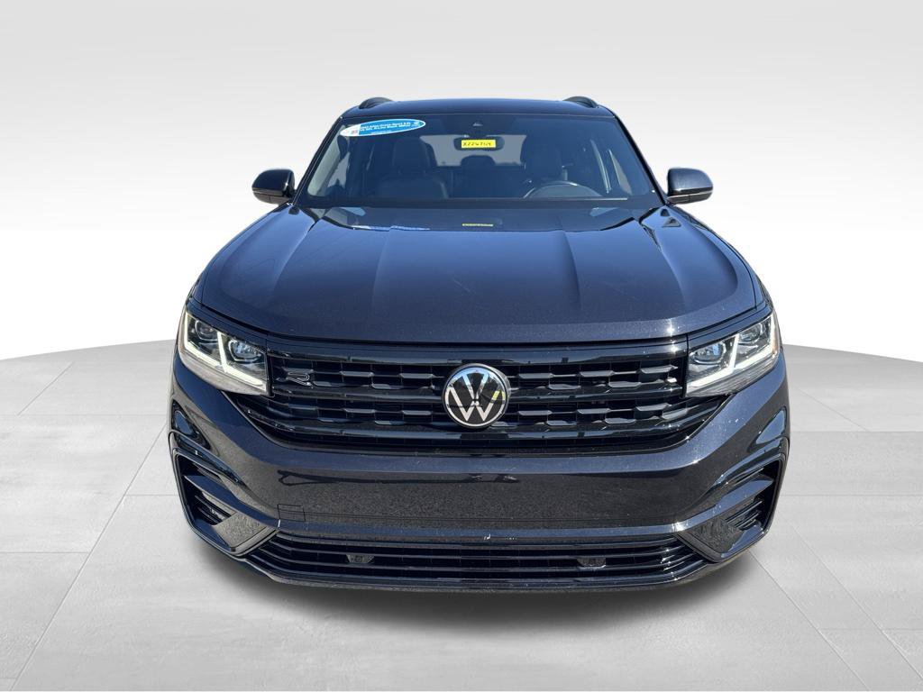 Used 2023 Volkswagen Atlas Cross Sport SEL R-Line AWD/4WD image 3