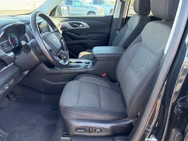 Used 2020 Chevrolet Traverse LT FWD image 10