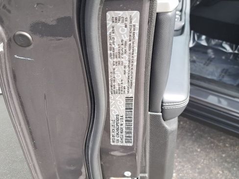 Certified 2023 Jeep Grand Cherokee L Limited w/ Trailer Tow Group (B) image 37