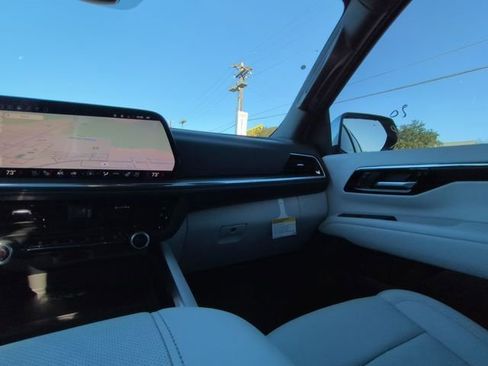 New 2026 Chevrolet Suburban Premier w/ Sun And Tow Package image 3