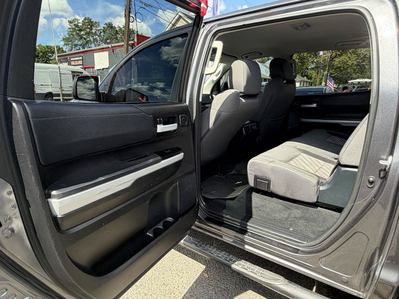 Used 2021 Toyota Tundra SR5 AWD/4WD image 25