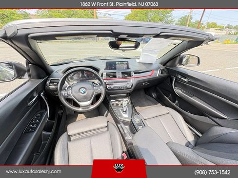 Used 2020 BMW 230i xDrive Convertible AWD/4WD image 37