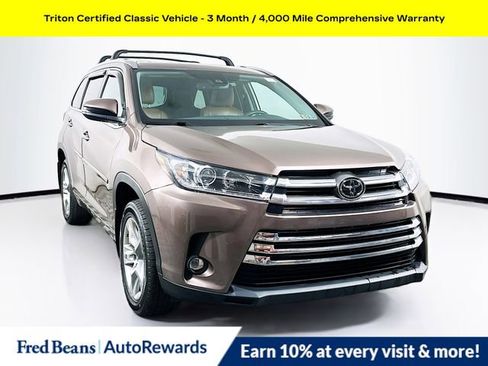 Used 2019 Toyota Highlander Limited image 1