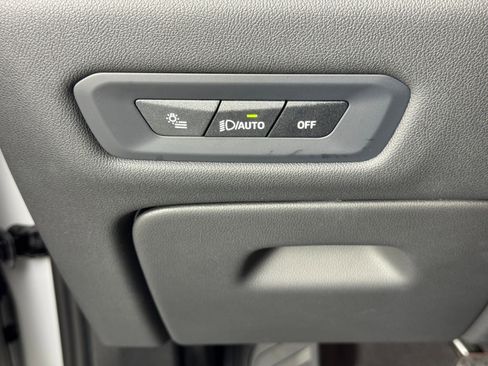 Used 2024 BMW X5 xDrive50e w/ Parking Assistance Package image 19