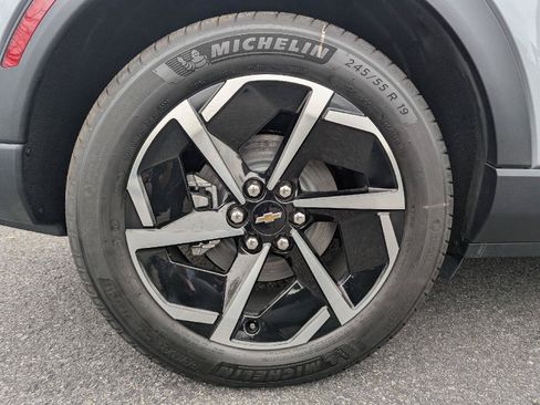 New 2026 Chevrolet Equinox EV LT FWD image 27