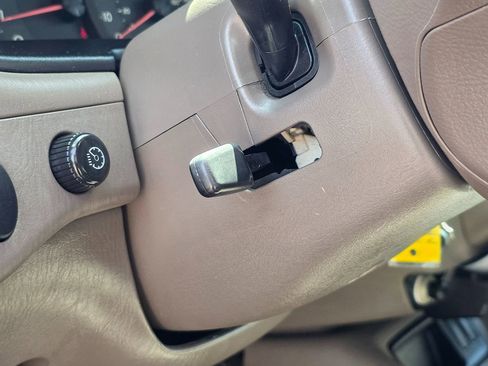 Used 2006 Toyota Tundra SR5 image 42