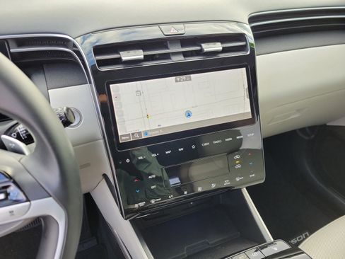 Certified 2023 Hyundai Tucson SEL w/ Cargo Package image 18