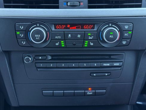 Used 2013 BMW M3 Coupe image 25