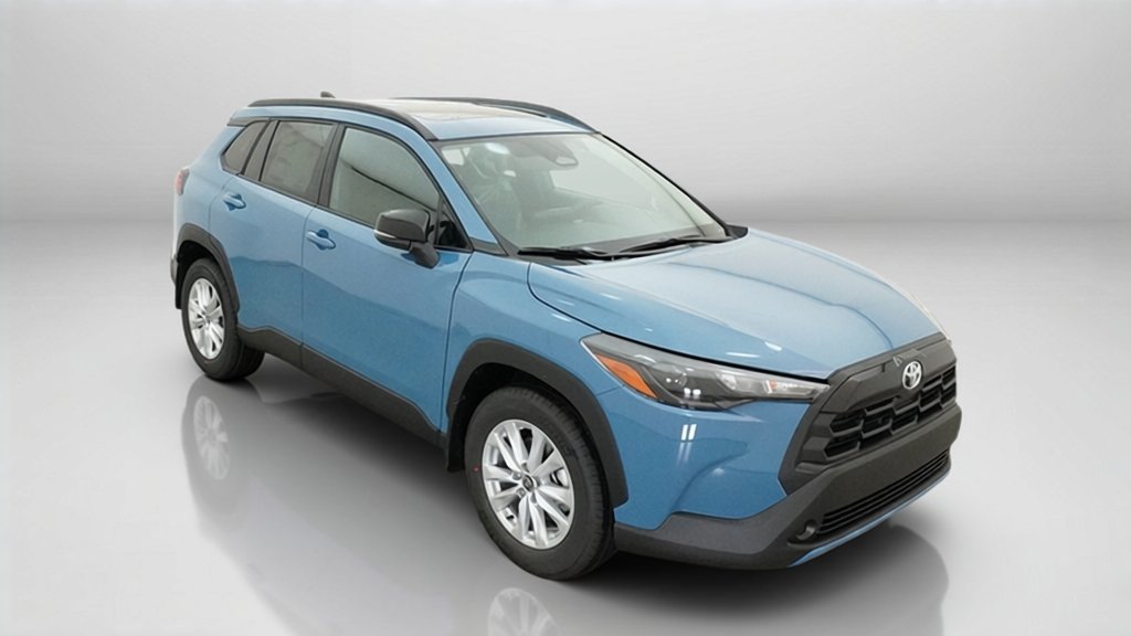 New 2026 Toyota Corolla Cross LE w/ Moonroof Package FWD image 19