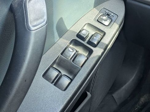 Used 2005 Mitsubishi Galant SE FWD image 22