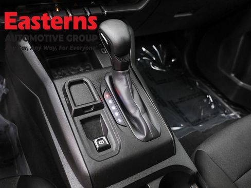 Used 2023 Chevrolet Colorado W/T image 13