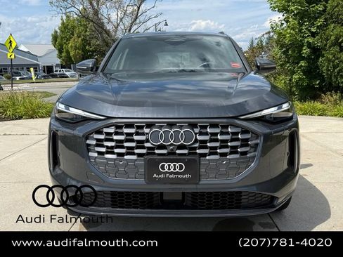 Used 2025 Audi Q5 Premium w/ Convenience Package AWD/4WD image 3