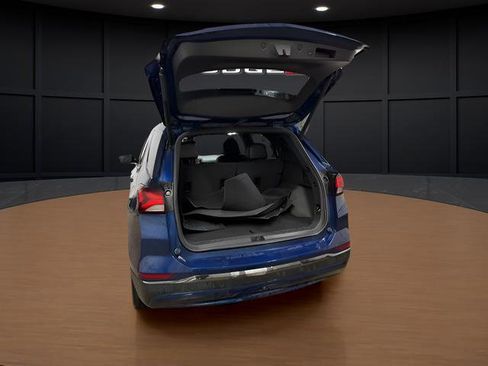 Used 2023 Chevrolet Equinox RS image 7