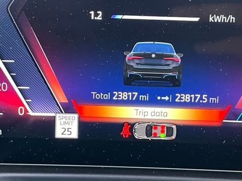 Used 2024 BMW i4 eDrive40 image 22