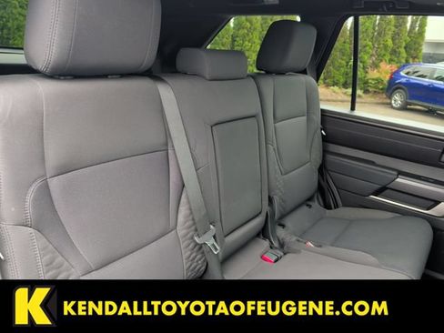 Used 2025 Toyota Sequoia SR5 AWD/4WD image 20