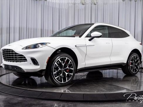 Used 2021 Aston Martin DBX AWD/4WD image 9