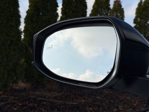 New 2026 Toyota Prius LE image 18