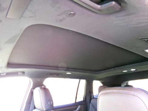 New 2026 GMC Acadia Denali Ultimate image 3