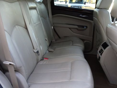 Used 2015 Cadillac SRX Luxury w/ Trailering Package image 11