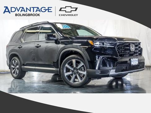 Used 2023 Honda Pilot Touring image 1