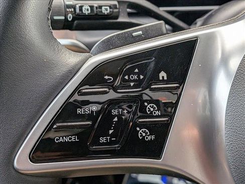 Certified 2025 Mercedes-Benz GLC 300 4MATIC image 16