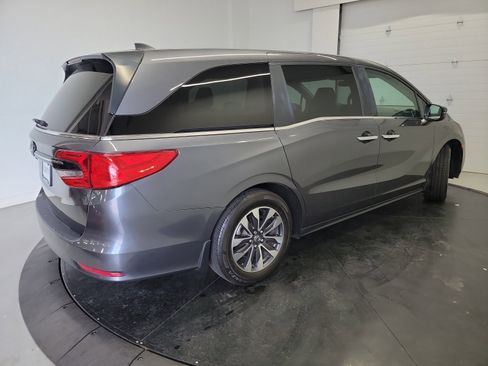 Certified 2024 Honda Odyssey EX-L image 9