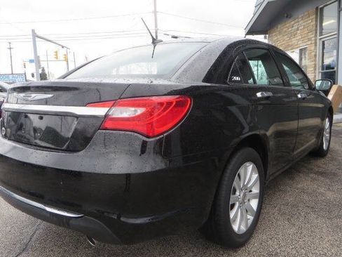 Used 2013 Chrysler 200 Limited w/ Sun/Sound Group image 3