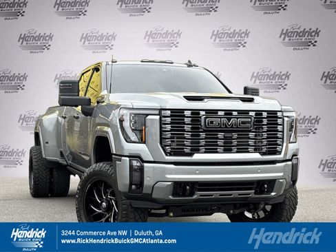 Used 2024 GMC Sierra 3500 Denali Ultimate image 1