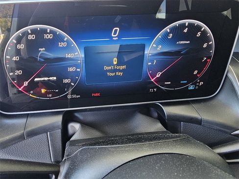 Used 2025 Mercedes-Benz GLC 43 AMG 4MATIC image 23