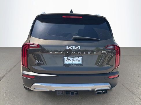 Used 2022 Kia Telluride SX w/ Towing Package FWD image 5