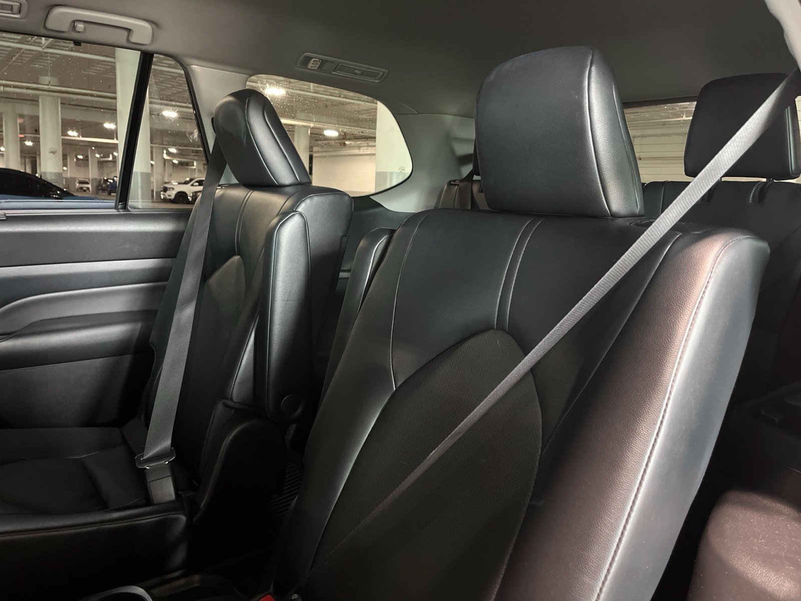 Used 2024 Toyota Grand Highlander AWD image 37