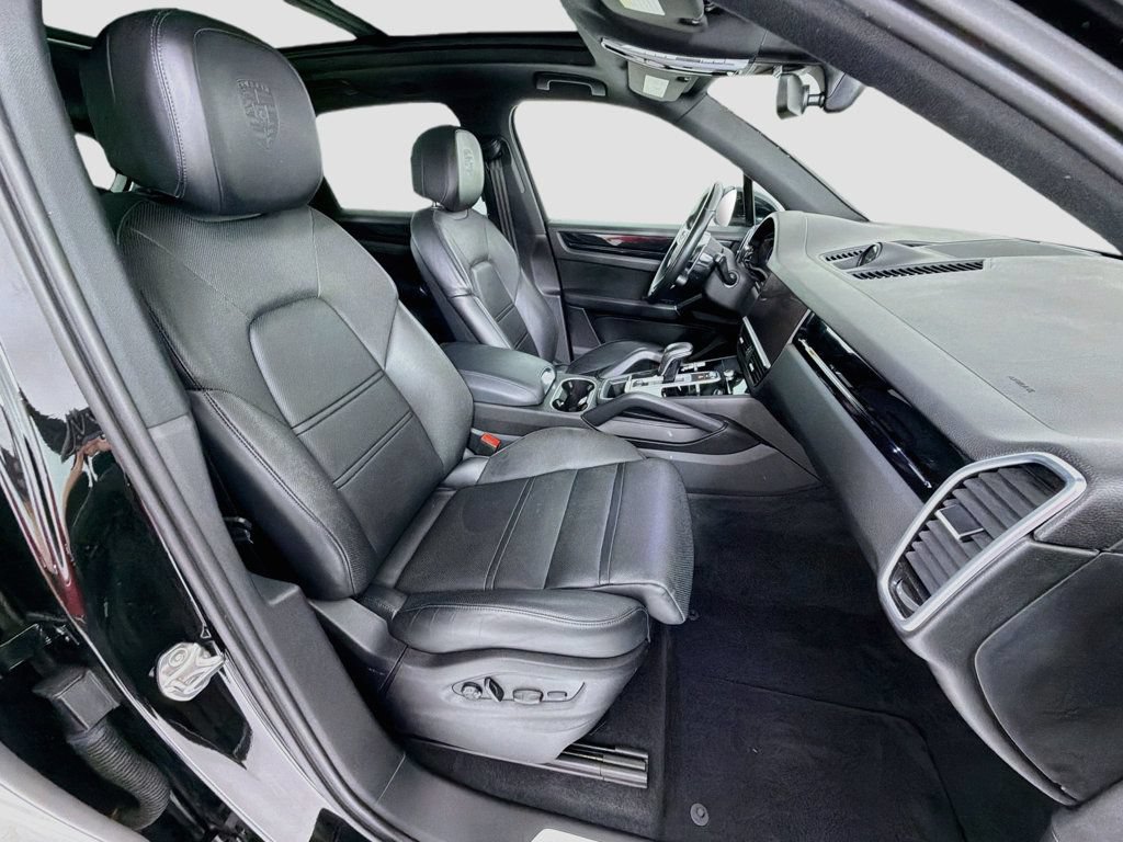 Certified 2023 Porsche Cayenne S AWD/4WD image 27