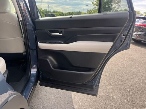Used 2025 Toyota Grand Highlander FWD image 19