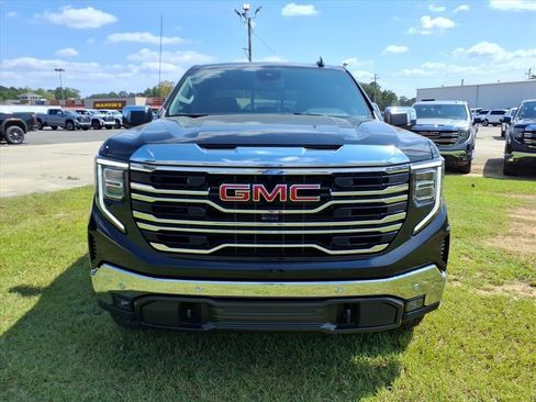 New 2026 GMC Sierra 1500 SLT w/ SLT Premium Plus Package image 3